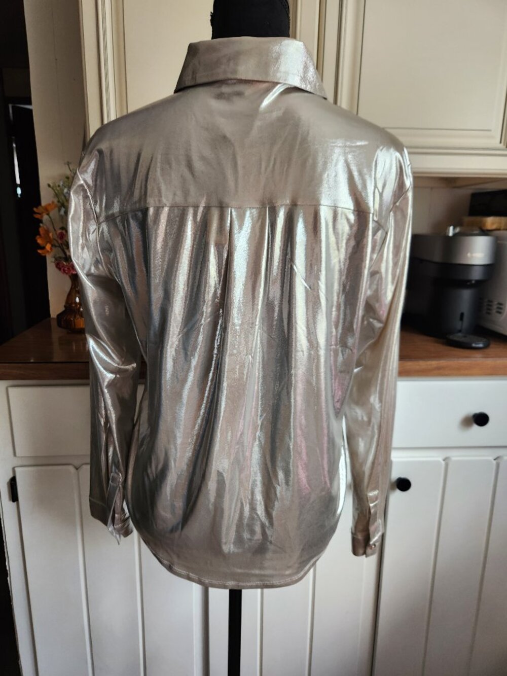 Metallic button down blouse - Picture 3 of 5